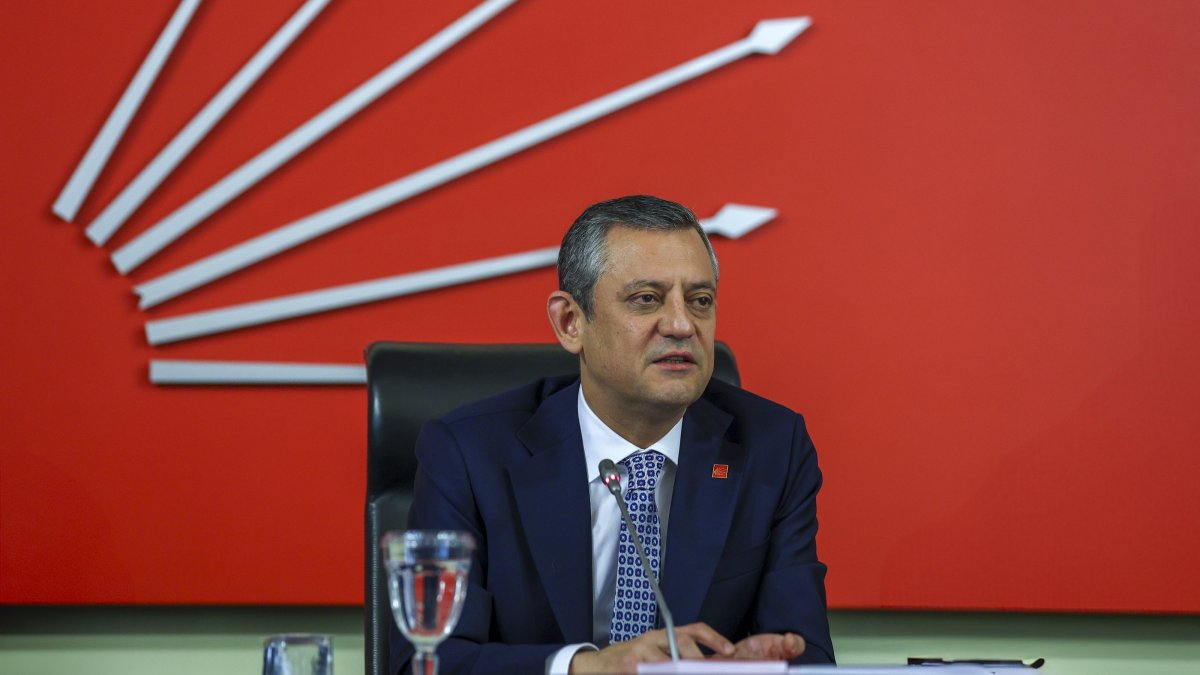 Republican People's Party (CHP) Chair Özgür Özel attends a closed-door meeting of his party, Ankara, Türkiye, Feb. 27, 2025. (AA Photo)