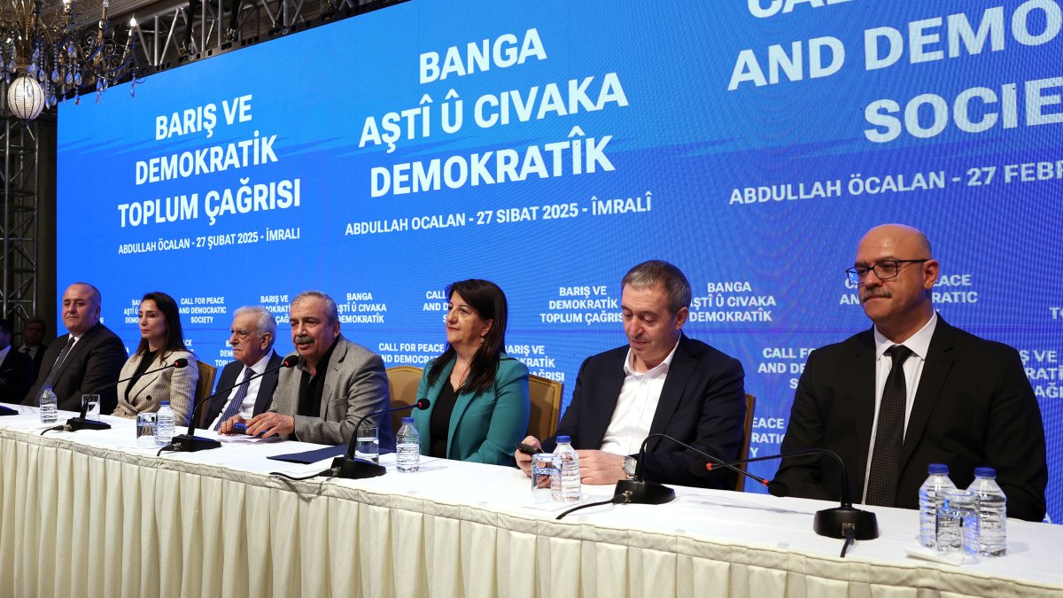 The Peoples’ Equality and Democracy Party (DEM Party) delegation attends a news conference, Istanbul, Türkiye, Feb. 27, 2025. (Reuters Photo)