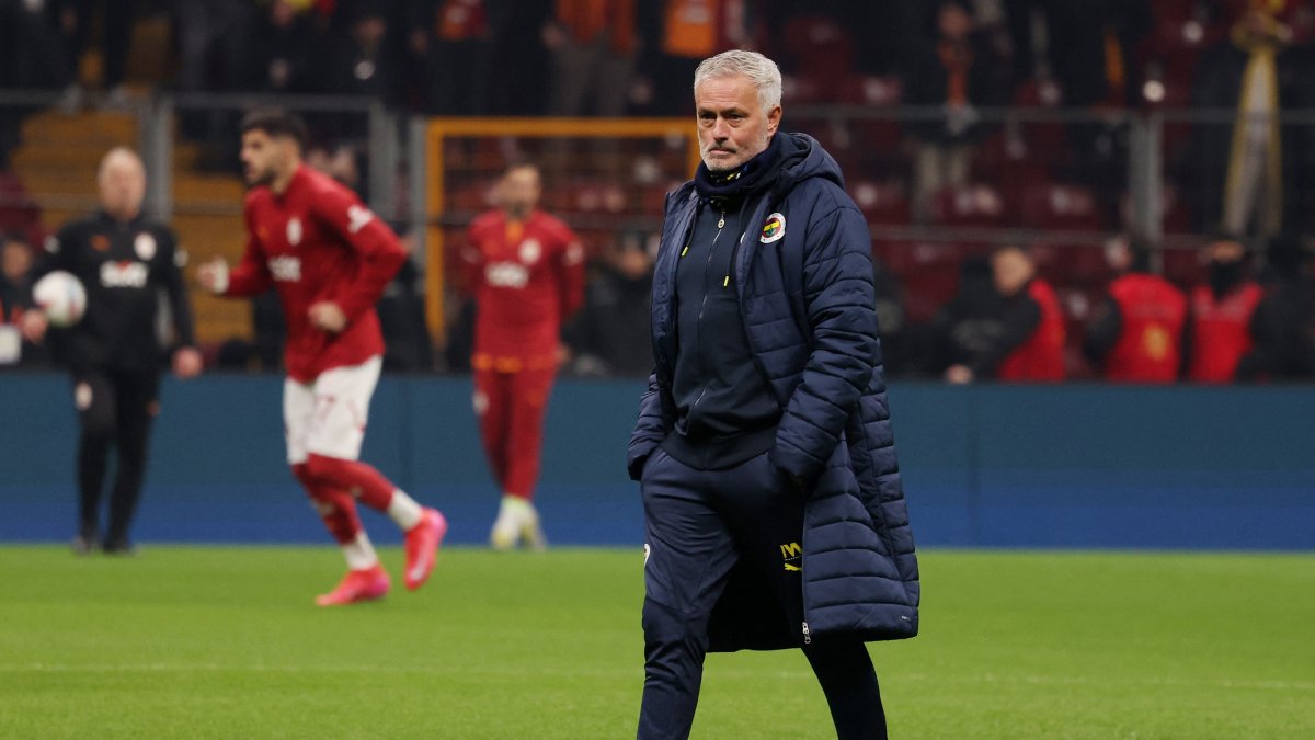 Fenerbahçe coach Jose Mourinho is seen before the Turkish Süper Lig football match between Galatasaray and Fenerbahçe at the Ali Sami Yen Sports Complex, Istanbul, Türkiye, Feb. 24, 2025. (Reuters Photo)