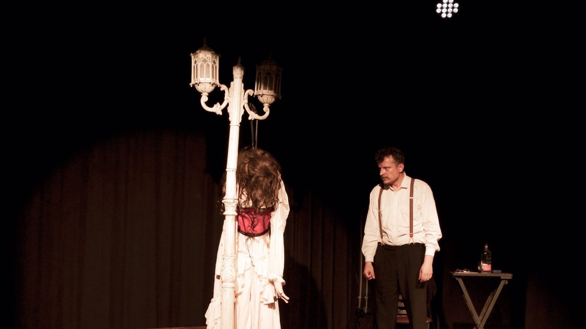 A scene from the play ‘Carmen.’ (Courtesy of Hakan Eratik)