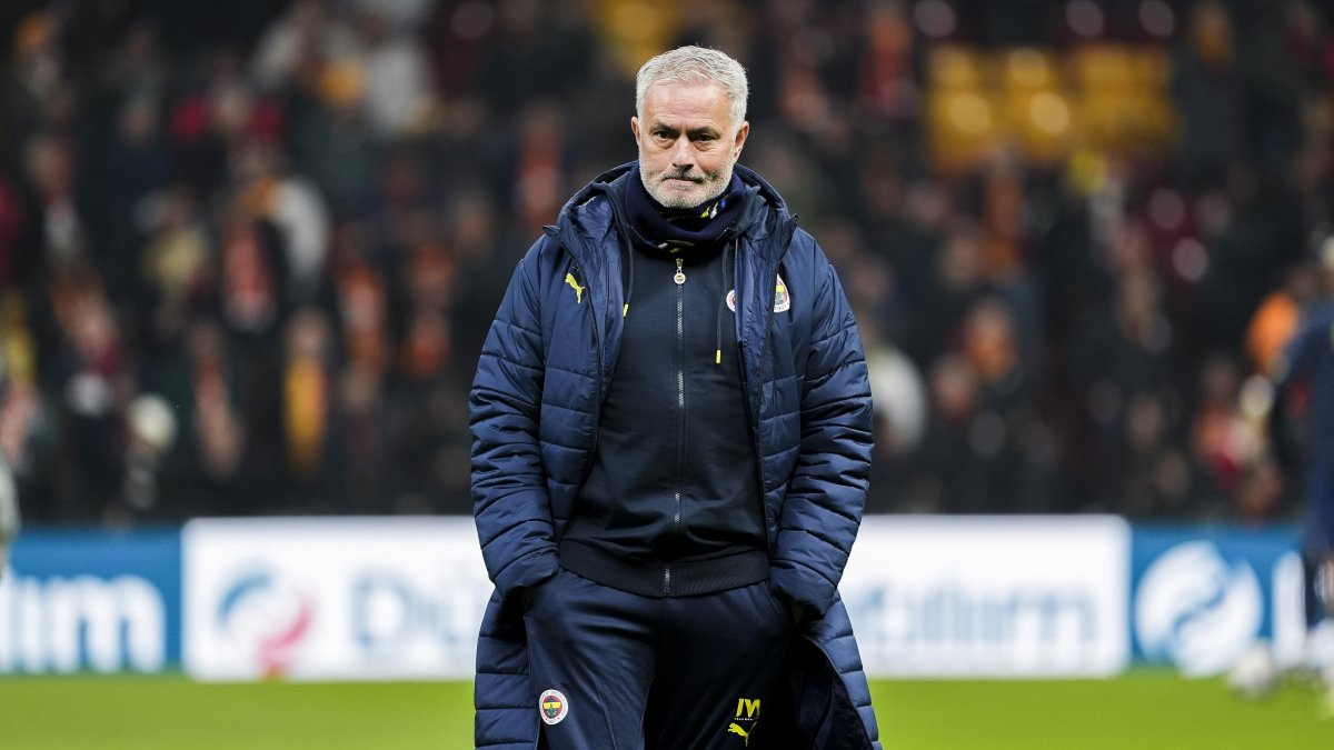 Fenerbahçe coach Jose Mourinho is seen before a Süper Lig match against Galatasaray, Istanbul, Türkiye, Feb. 24, 2025. (AA Photo)
