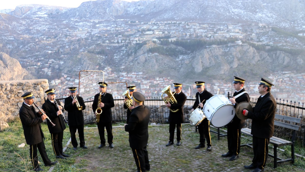 The municipal band performs at Harşena Castle during Ramadan, Amasya, Türkiye, March 1, 2025. (AA Photo)