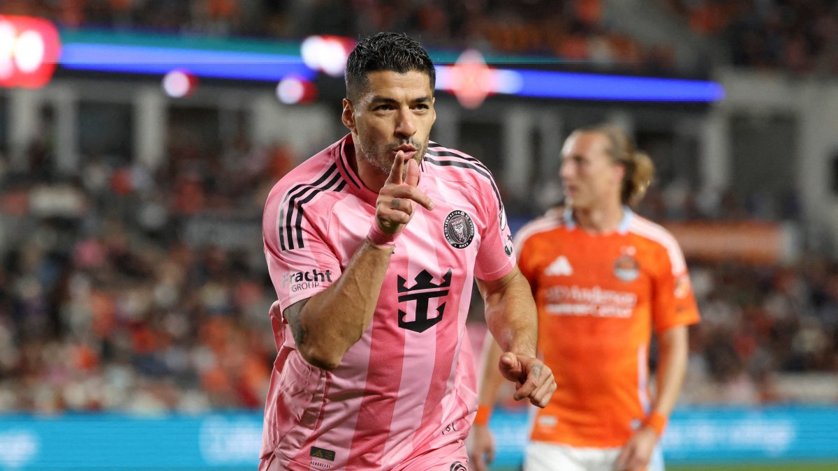 Inter Miami Luis Suarez celebrates after scoring a goal during the second half against Houston Dynamo at Shell Energy Stadium, Houston, U.S., March 2, 2025. (Reuters Photo)