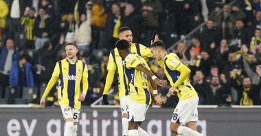 Fenerbahçe players celebrate after a goal during a Süper Lig match against Antalyaspor, Istanbul, Türkiye, March 2, 2025. (IHA Photo)