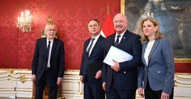 Austrian President Alexander Van der Bellen meets with Social Democratic Party (SPÖ) leader Andreas Babler, Austrian People&#039;s Party (ÖVP) leader Christian Stocker and New Austria and Liberal Forum (NEOS) leader Beate Meinl-Reisinger, Vienna, Austria, Feb. 22, 2025. (AFP Photo)