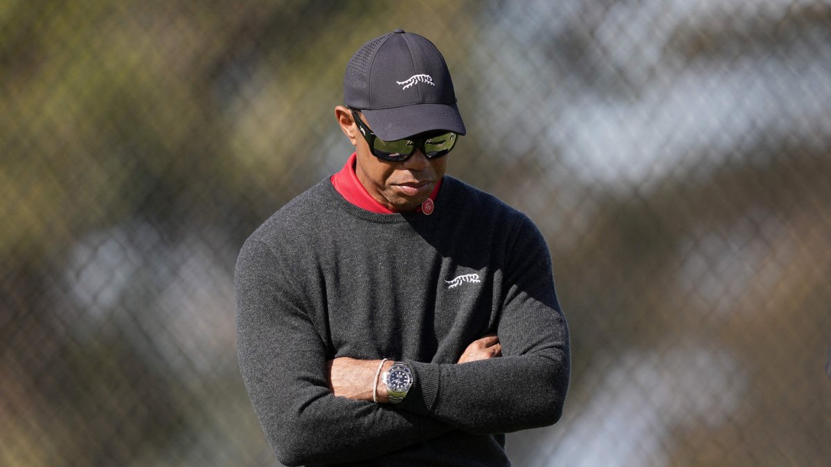 Tiger Woods looks on from the driving range during the final round of The Genesis Invitational 2025 at Torrey Pines Golf Course, La Jolla, California, U.S., Feb. 16, 2025. (AFP Photo)