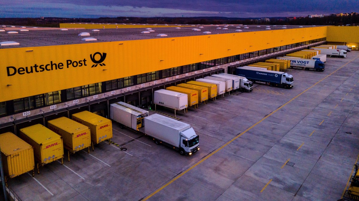 An aerial picture taken with a drone shows the Deutsche Post DHL shipping center in Bochum, Germany, Dec. 4, 2020. (EPA Photo)