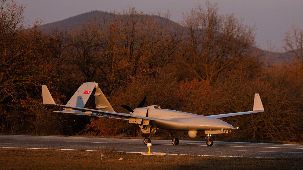 Türkiye’s Baykar, Italy’s Leonardo to set up joint UAVs venture