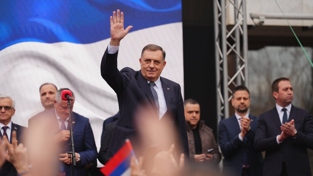 President of Republika Srpska Milorad Dodik waves to his supporters in Banja Luka, Bosnia-Herzegovina, Feb. 26, 2025. (EPA Photo)