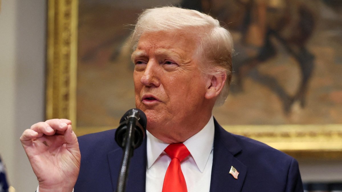 U.S. President Donald Trump makes an announcement about an investment from Taiwan Semiconductor Manufacturing Company (TSMC), in the Roosevelt Room at the White House in Washington, D.C., U.S., March 3, 2025. (Reuters File Photo)