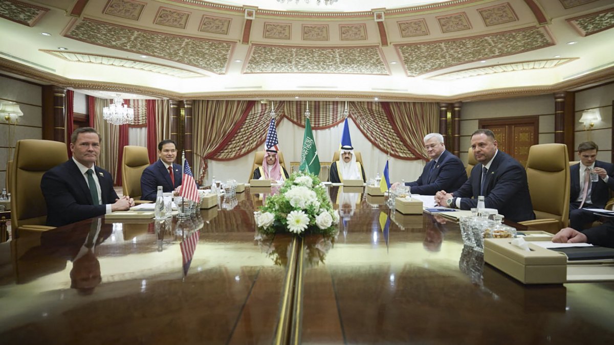 A handout photo made available by the Andriy Yermak Telegram Channel shows the Head of the Presidential Office of Ukraine Andriy Yermak (R), Ukrainian Foreign Minister Andrii Sybiha (2-R), U.S. Secretary of State Marco Rubio (L) and U.S. National Security Advisor Mike Waltz (2-L) attend their meeting in Jeddah, Saudi Arabia, March 11, 2025. (EPA Photo)