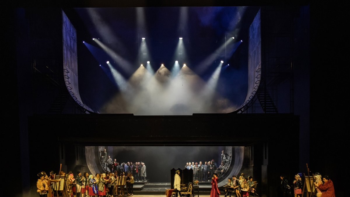 A scene from the opera "The Flying Dutchman." (AA Photo)