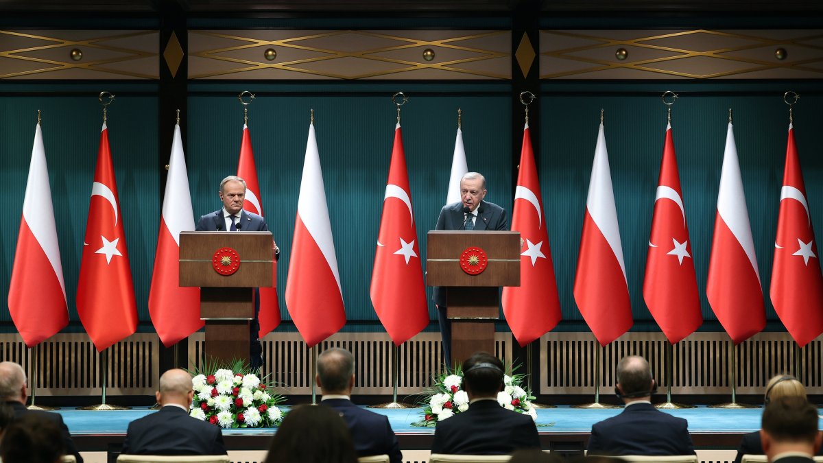 President Recep Tayyip Erdoğan and Poland&amp;#039;s Prime Minister Donald Tusk hold a joint news conference following bilateral talks in Ankara, March 11, 2025. (AA Photo)