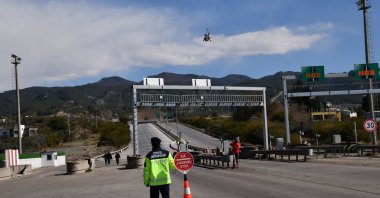 Gendarmerie teams conduct traffic inspections with gyroplane support at highway gates, Hatay, Türkiye, March 12, 2025. (AA Photo)