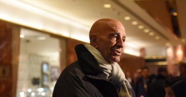 Tom Barrack speaks with members of the press at Trump Tower, New York City, U.S. Jan. 10, 2017. (Reuters Photo)