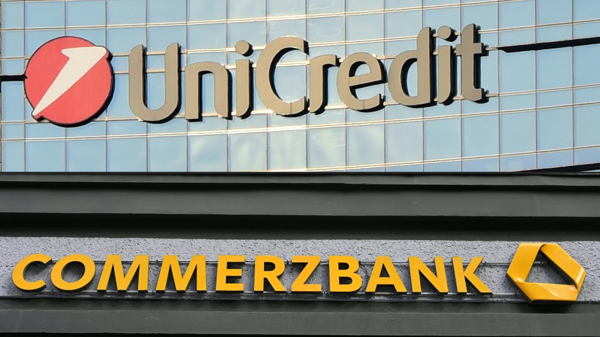 This combination of pictures created on Dec. 18, 2024, shows the logo of Italian bank Unicredit in Milan, Italy, and the logo of German bank Commerzbank on one of the bank&#039;s branches in Berlin, Germany, May 13, 2020. (AFP Photo)