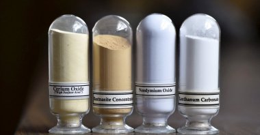 Samples of the rare earth minerals Cerium oxide, Bastnasite, Neodymium oxide and Lanthanum carbonate are on display during a tour of Molycorp&#039;s Mountain Pass Rare Earth facility, Mountain Pass, California, U.S. June 29, 2015. (Reuters Photo)