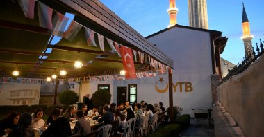 Students gather for iftar, sharing a meal during Ramadan in Edirne, Türkiye, March 7, 2025. (AA Photo) 