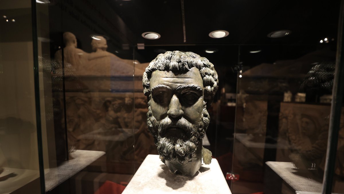 The head of a statue of Roman Emperor Septimius Severus was repatriated to Türkiye, now at the Antalya Archaeology Museum, Antalya, March 14, 2025. (AA Photo)