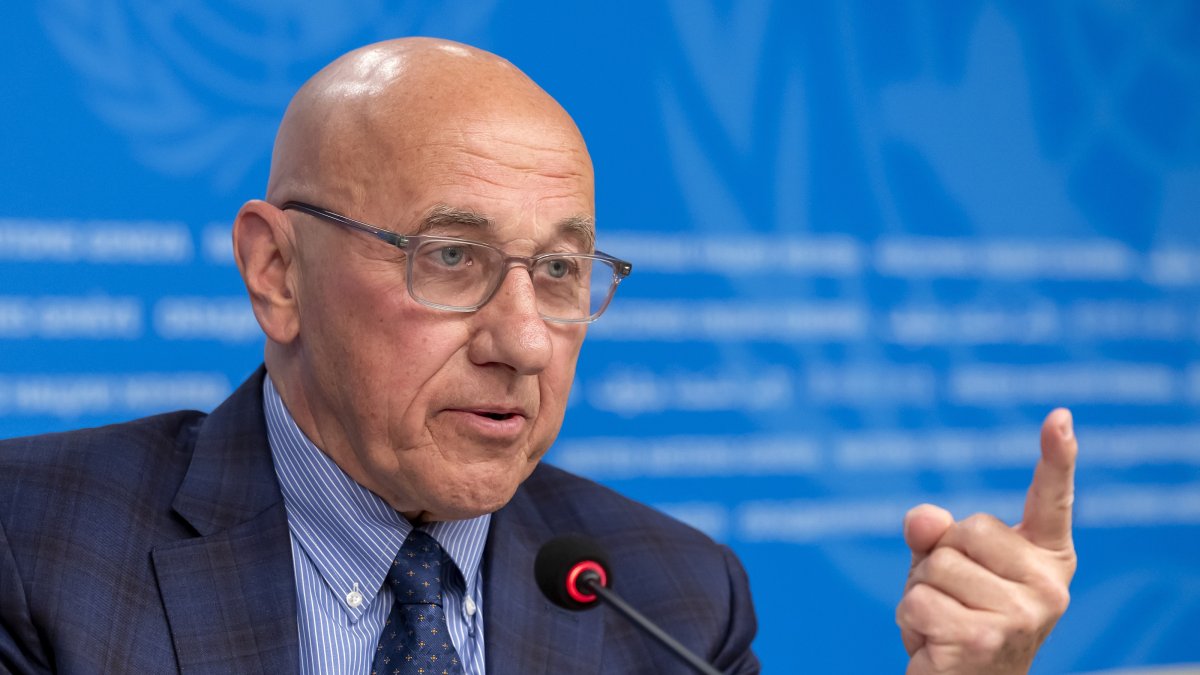 Tom Andrews, UN Special Rapporteur on the situation of human rights in Myanmar, presents the latest update situation of human rights in Myanmar to the media during a press conference, at the European headquarters of the United Nations (UN), Geneva, Switzerland, March 17, 2025. (EPA Photo)