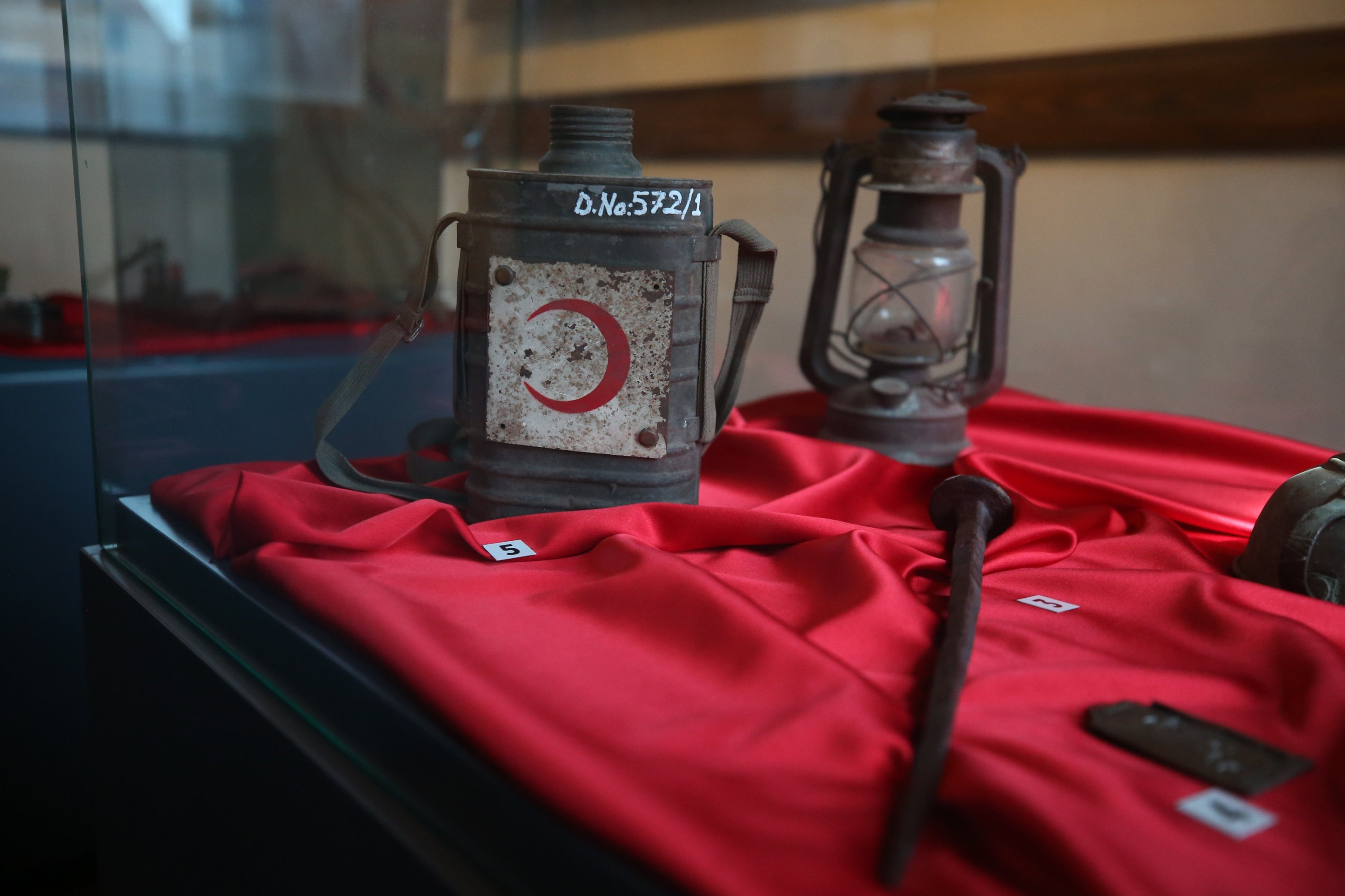 The canteen and lantern used by scouts and students are displayed at Balıkesir Liseli Keşşaflar Museum, Balıkesir, Türkiye, March 10, 2025. (AA Photo)