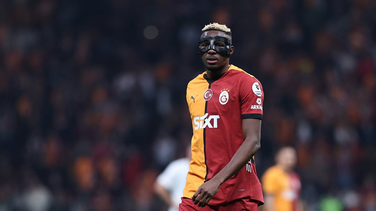 Galatasaray's Victor Osimhen during the Süper Lig match against Antalyaspor at the RAMS Park, Istanbul, Türkiye, March 14, 2025. (AA Photo)