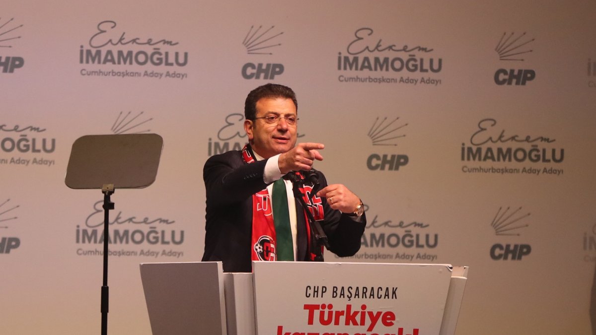 Istanbul Mayor Ekrem Imamoğlu speaks at an event in Erzincan, eastern Türkiye, March 16, 2025. (AA Photo)