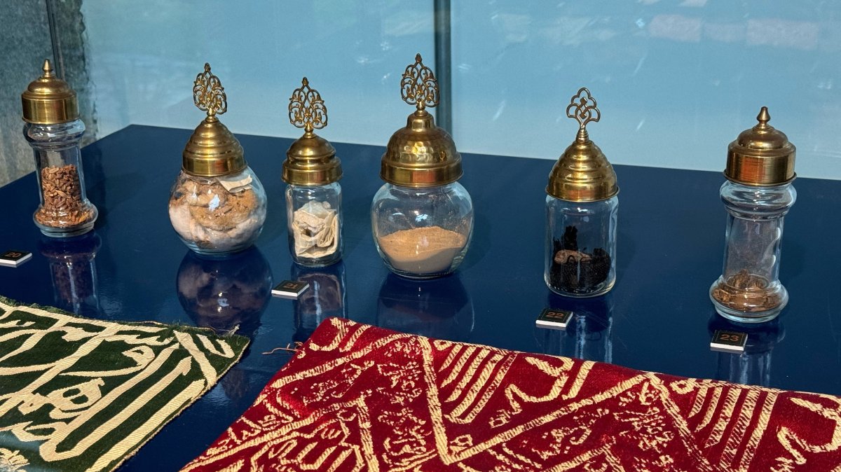Artifacts related to Ramadan are displayed at the Türkiye Manuscripts Institution exhibition, Istanbul, Türkiye, March 19, 2025. (AA Photo)