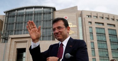 Istanbul Mayor Ekrem Imamoğlu greets his supporters after receiving the mayoral certificate in front of a courthouse, Istanbul, Türkiye, April 3, 2024. (Reuters Photo)