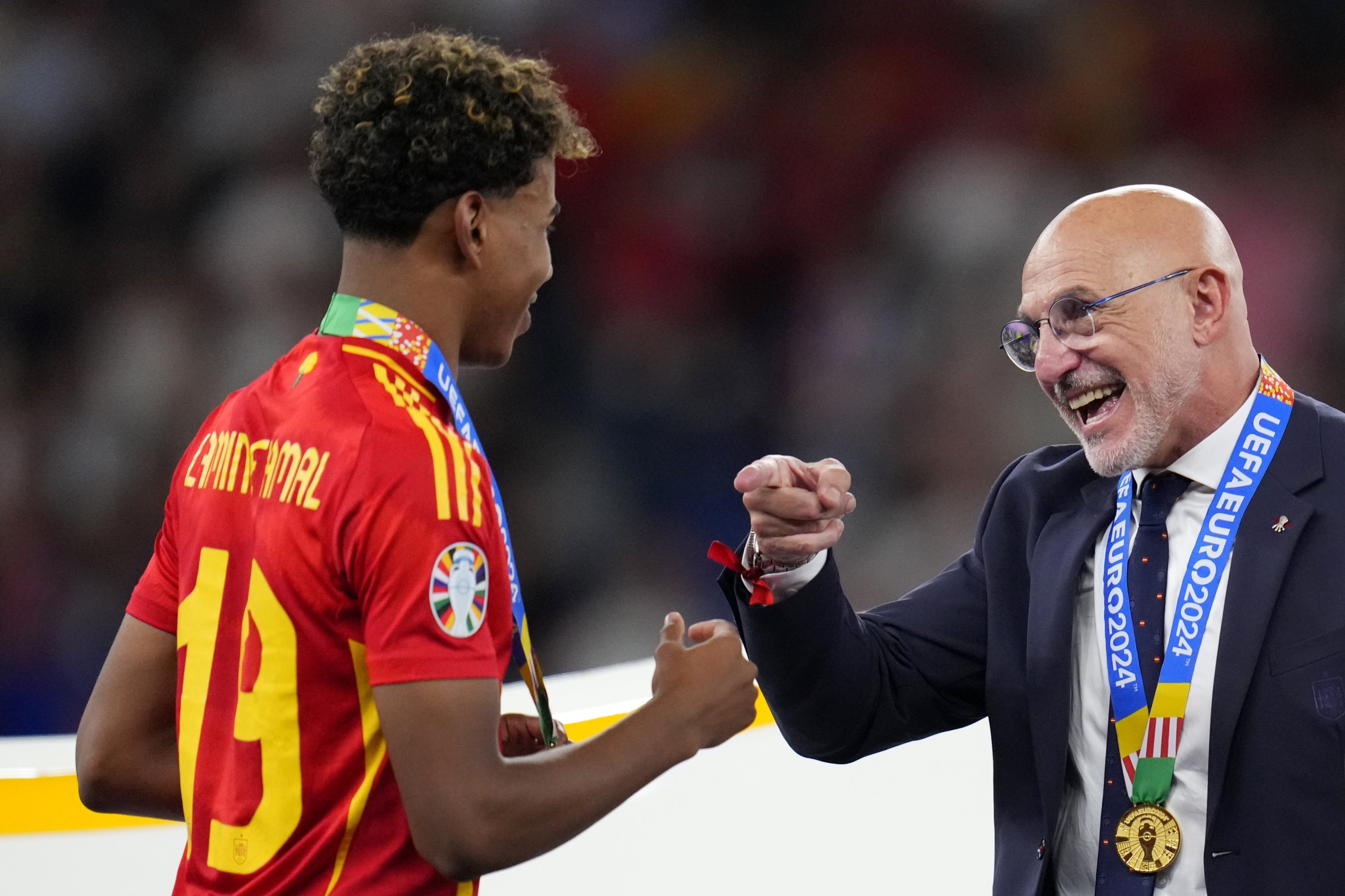 Yamal's Ramadan fasting 'completely normal': Spain coach Fuente | Daily  Sabah
