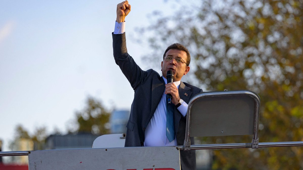 Istanbul Mayor Ekrem Imamoğlu speaks at an event, Istanbul, Türkiye, Oct. 31, 2024. (AFP Photo)