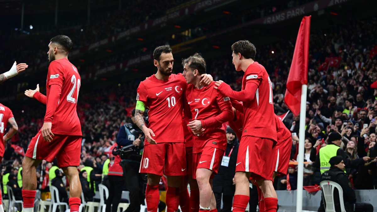 Turkish players celebrate after Kerem Aktürkoğlu&#039;s goal during the UEFA Nations League playoff first-leg football match against Hungary at the Rams Park, Istanbul, Türkiye, March 20, 2025. (AA Photo)