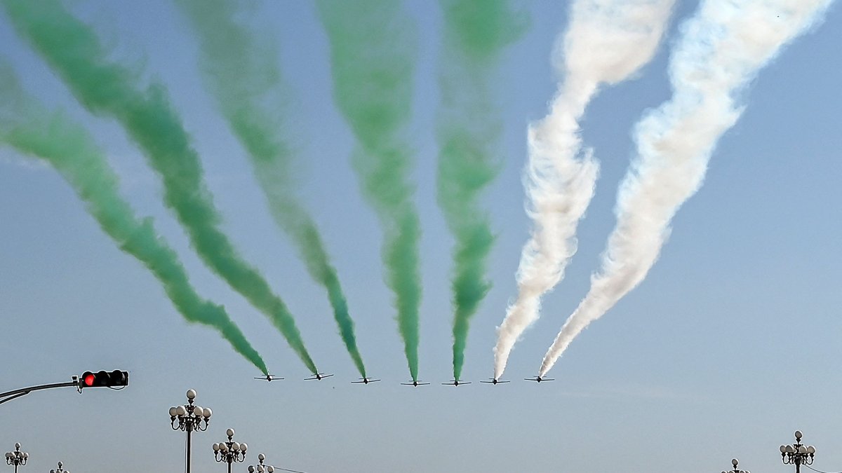 The Pakistan Air Force&#039;s Karakoram-8 (K-8) aircraft team performs aerobatic maneuvers during the National Day parade as they fly past the President&#039;s House, Islamabad, Pakistan, March 23, 2025. (AFP Photo)