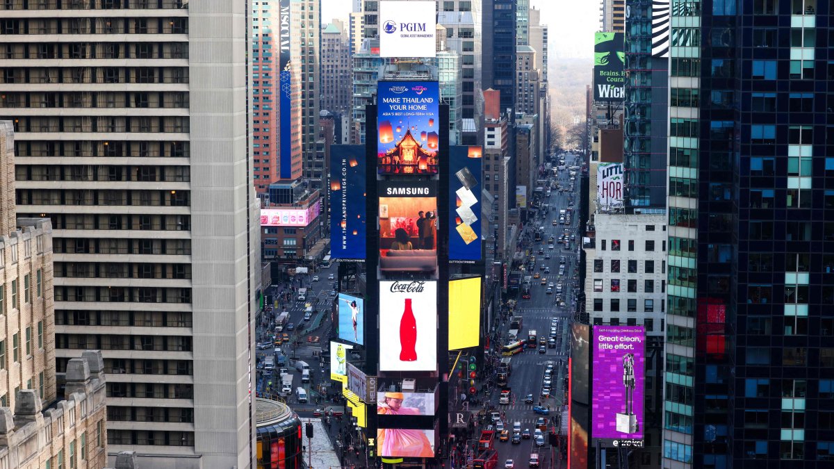 A general view of the Times Square area in New York City, U.S., Dec. 27, 2024. (AFP Photo)