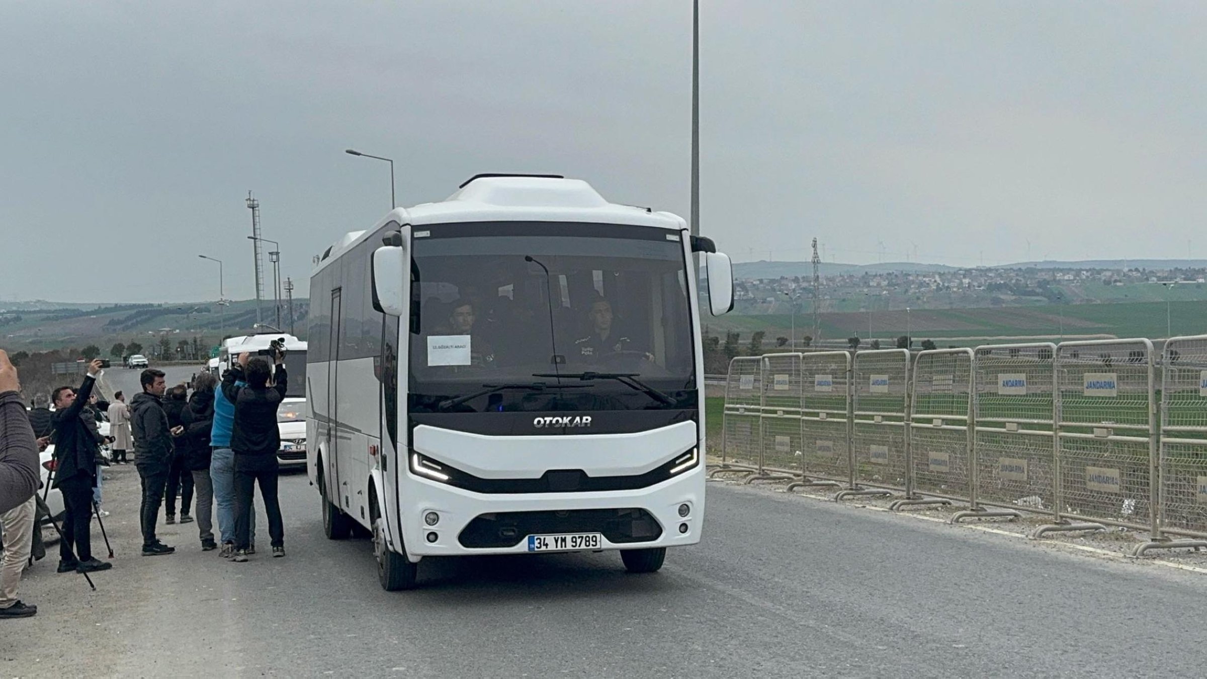 A minibus carrying suspects arrives in a prison, Istanbul, Türkiye, March 23, 2025. (DHA Photo)