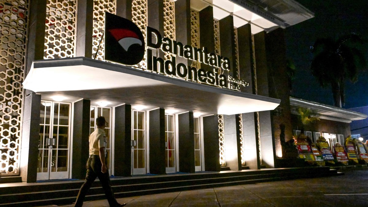 The building housing the sovereign wealth fund known as Daya Anagata Nusantara, or Danantara, Jakarta, Indonesia, Feb. 24, 2025. (AFP Photo)