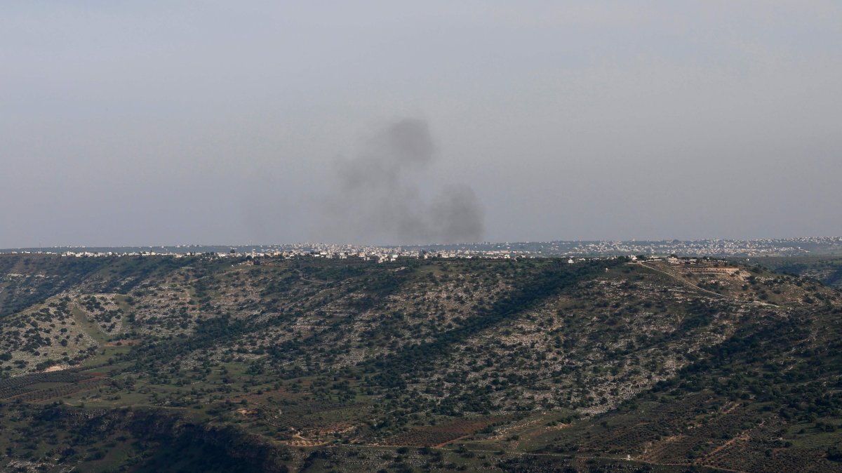 Smoke billows above Syrian teritory during Israeli bombardment, along the border Israel-annexed Golan Heights, March 25, 2025. (AFP Photo)