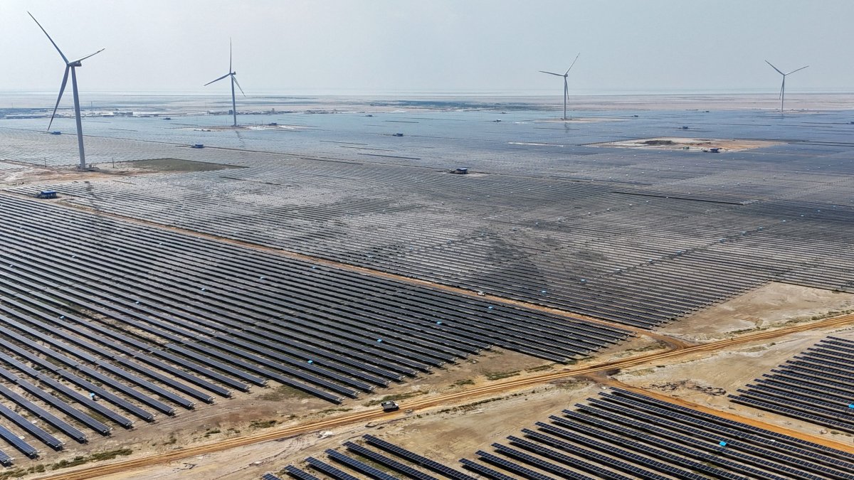 Solar panels installed at the Adani Green Renewable Energy Plant in Khavda, Gujarat state, India, Oct. 15, 2024. (AFP Photo)