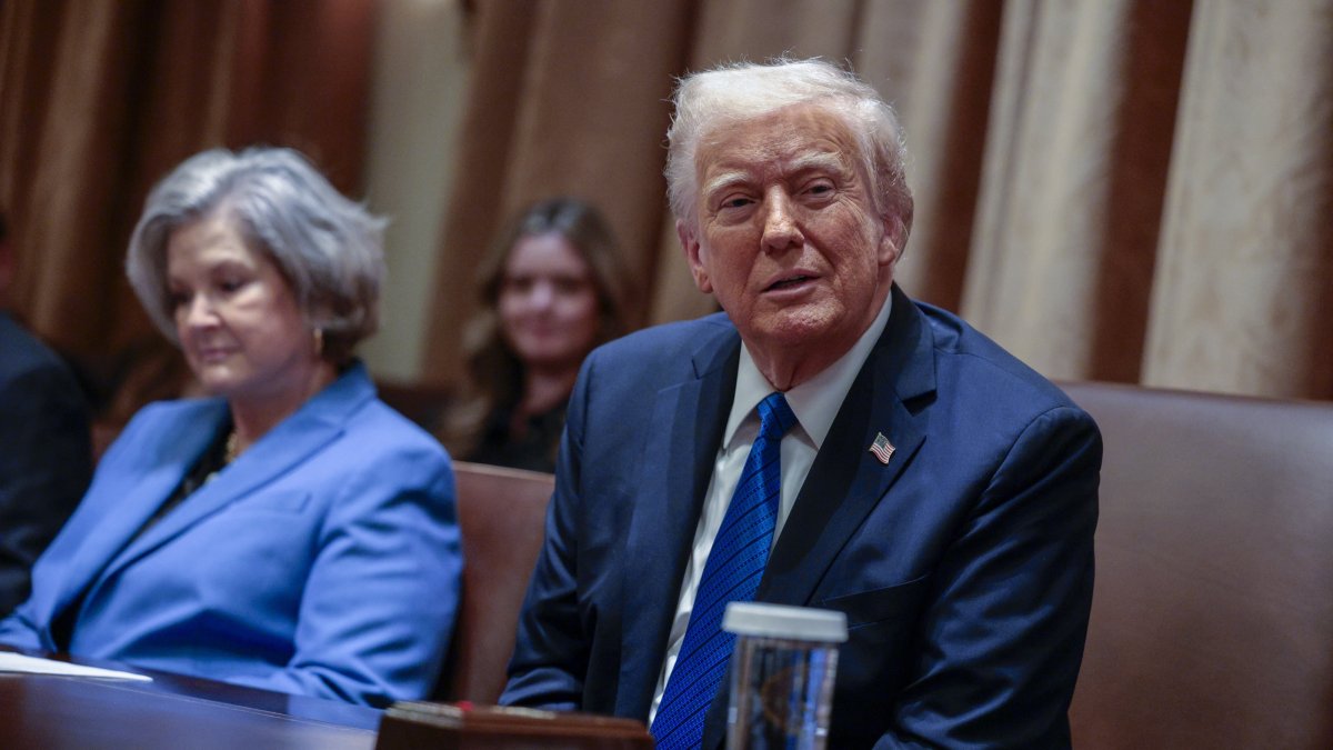U.S. President Donald Trump (R) answers questions at an event, Washington, U.S., March 25, 2025. (EPA Photo)