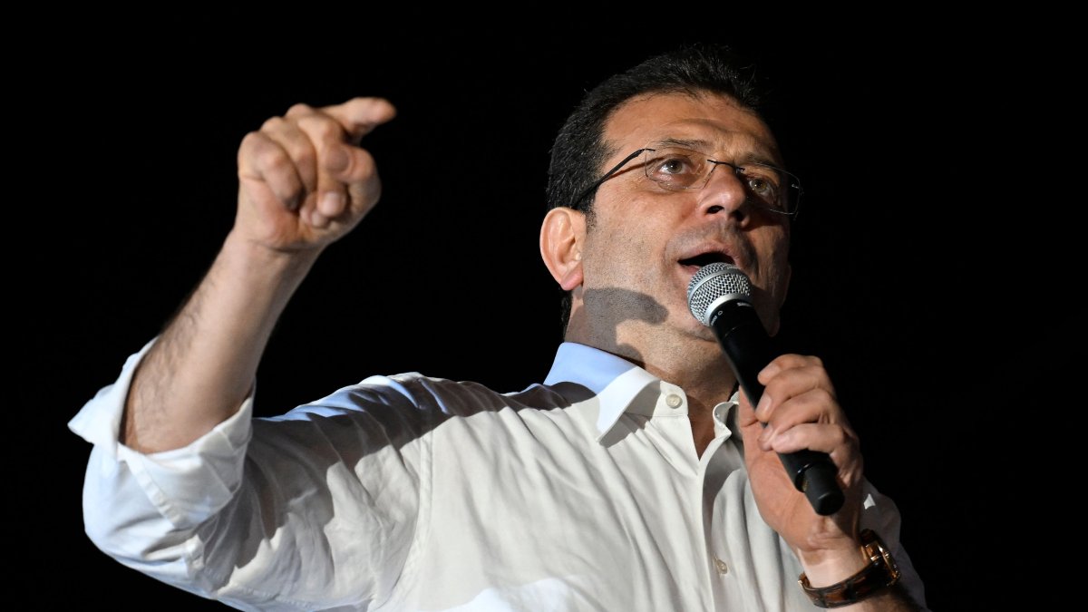 Istanbul Mayor Ekrem Imamoğlu makes a speech, Istanbul, Türkiye, March 31, 2024. (AFP Photo)
