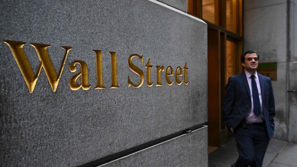 Zollsorgen, Nvidia- und Tesla-Verluste ziehen Wall Street nach unten