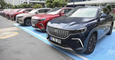 T10Xs, fully electric SUV models of Türkiye's first domestic car brand, Togg, parked near a showroom, Istanbul, Türkiye, Aug. 16, 2023. (AA Photo)
