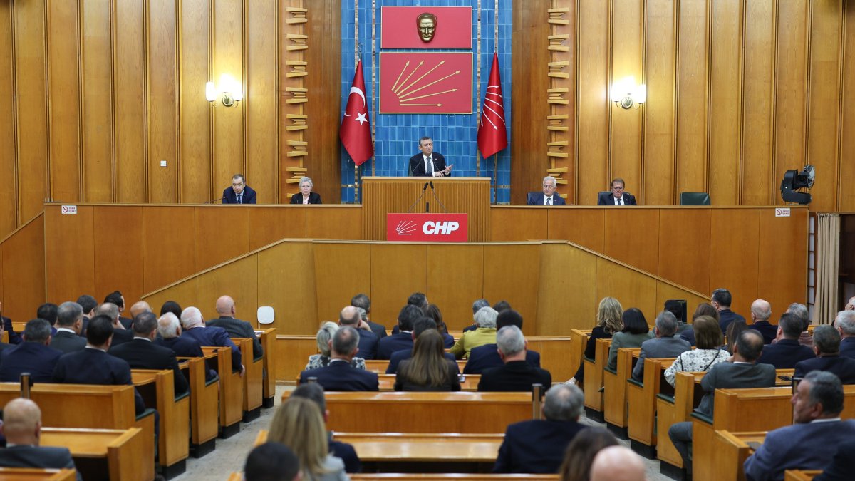Main opposition Republican People&#039;s Party (CHP) Chairperson Özgür Özel delivers a speech at his party&#039;s group meeting, Ankara, Türkiye, March 27, 2025. (AA Photo)