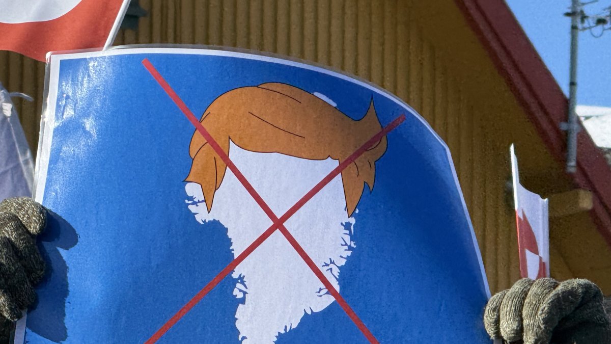 Around 1,000 Greenlanders gather in the city center and march to the U.S. Consulate building located on the outskirts of the city to protest U.S. President Donald Trump&#039;s remarks on the sovereignty of their country, Nuuk, Greenland, March 15, 2025. (AA Photo)