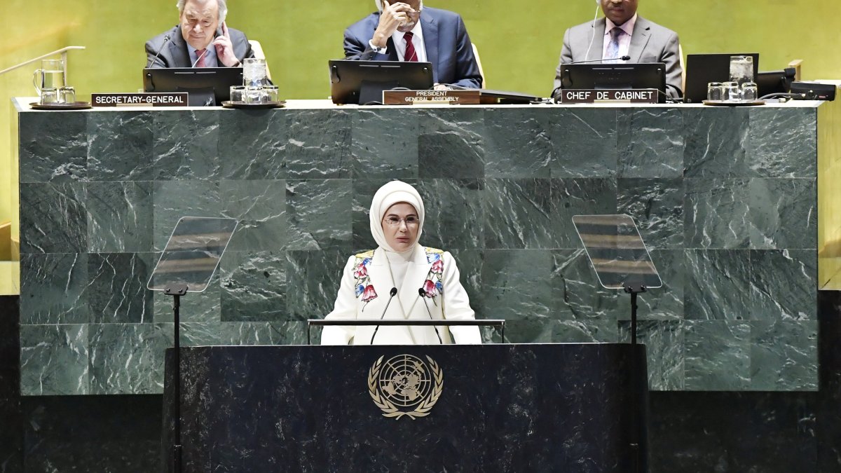 First lady and U.N. High-Level Advisory Council on Zero Waste Chair Emine Erdoğan delivers a speech during a Zero Waste U.N. event, New York City, U.S., March 28, 2025. (AA Photo)