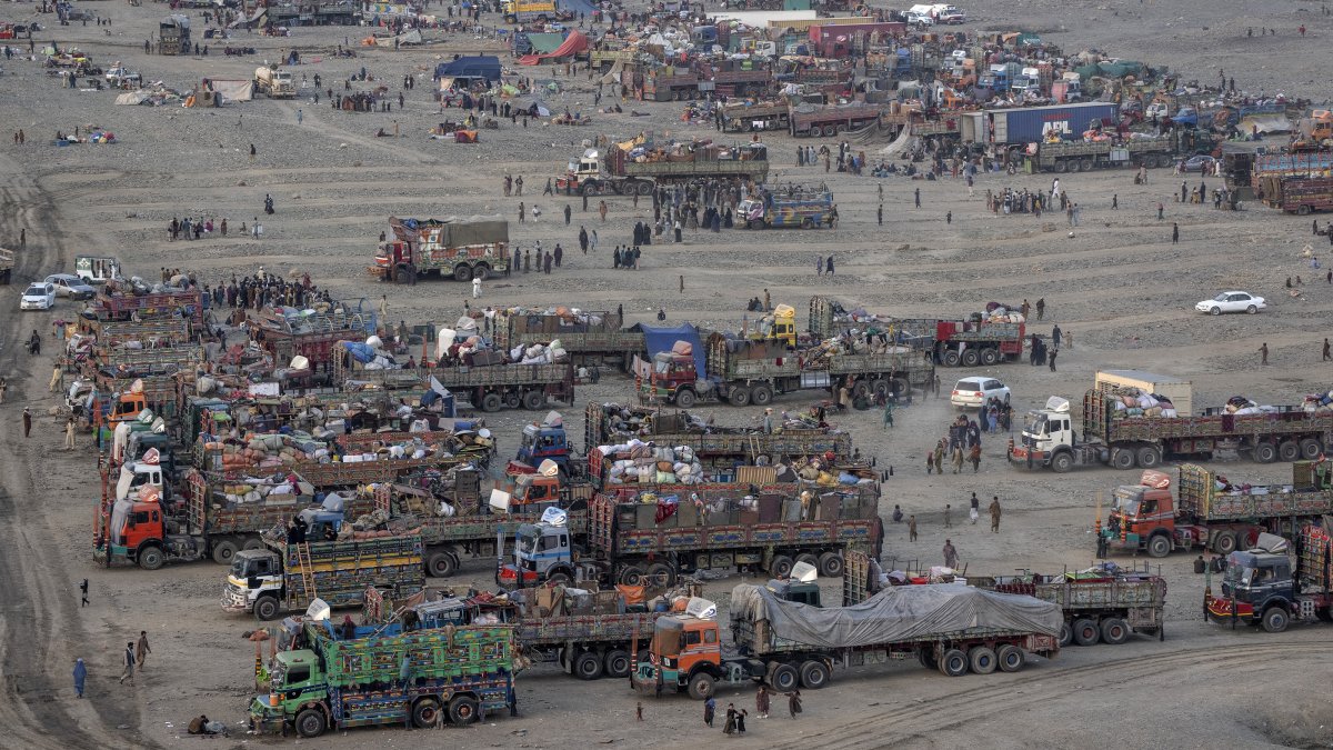 Afghan refugees settle in a camp near the Torkham Pakistan-Afghanistan border, Torkham, Afghanistan, Nov. 3, 2023. (AP Photo)