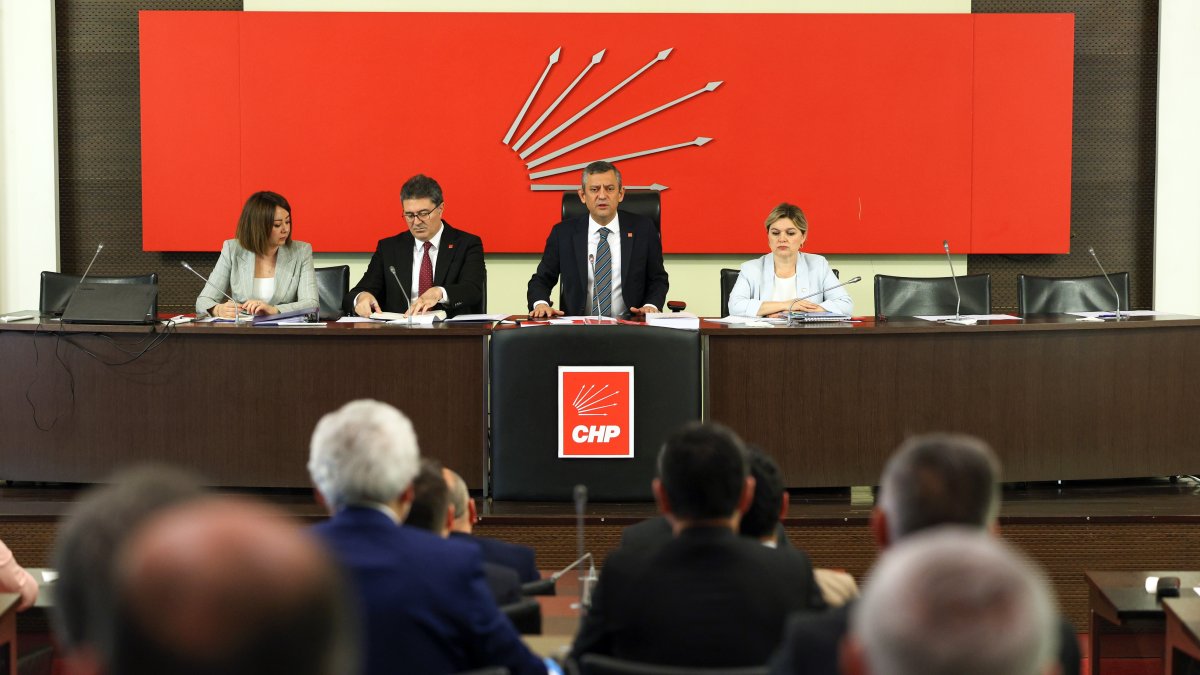 Özgür Özel (C), head of the Republican People&#039;s Party (CHP), chairs the CHP party assembly meeting held at the party&#039;s headquarters, Ankara, Türkiye, March 27, 2025.