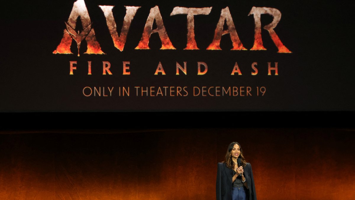 Zoe Saldana promotes the upcoming movie “Avatar Fire and Ash” during a Walt Disney Studios presentation at CinemaCon, Las Vegas, Nevada, U.S. April 3, 2025. (Reuters Photo)