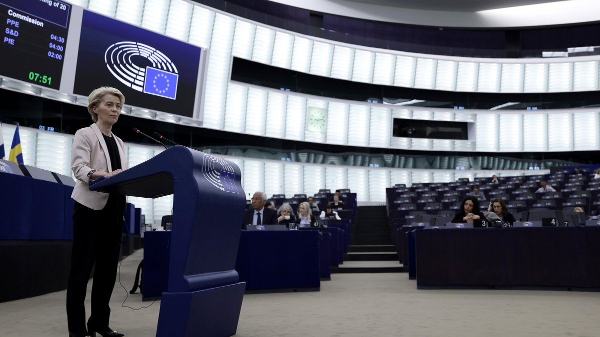 European Commission President Ursula von der Leyen speaks during a debate on &quot;Conclusions of the European Council meeting of 20 March 2025&quot; at the European Parliament, Strasbourg, France, April 1, 2025. (EPA Photo)