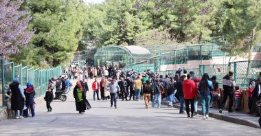 Visitors explore Gaziantep&#039;s Wildlife Park during the busy Ramadan Bayram holiday, Gaziantep, Türkiye, April 7, 2025. (AA Photo)